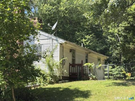 32 Arnold Drive East Hartford CT 06108