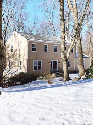 5 Bayne Court Norwalk CT 06851