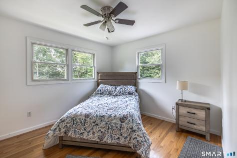 18 Buckingham Road Seymour CT 06483