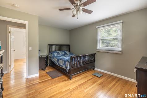 18 Buckingham Road Seymour CT 06483
