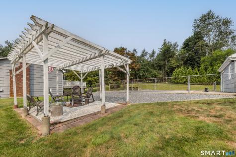 18 Buckingham Road Seymour CT 06483