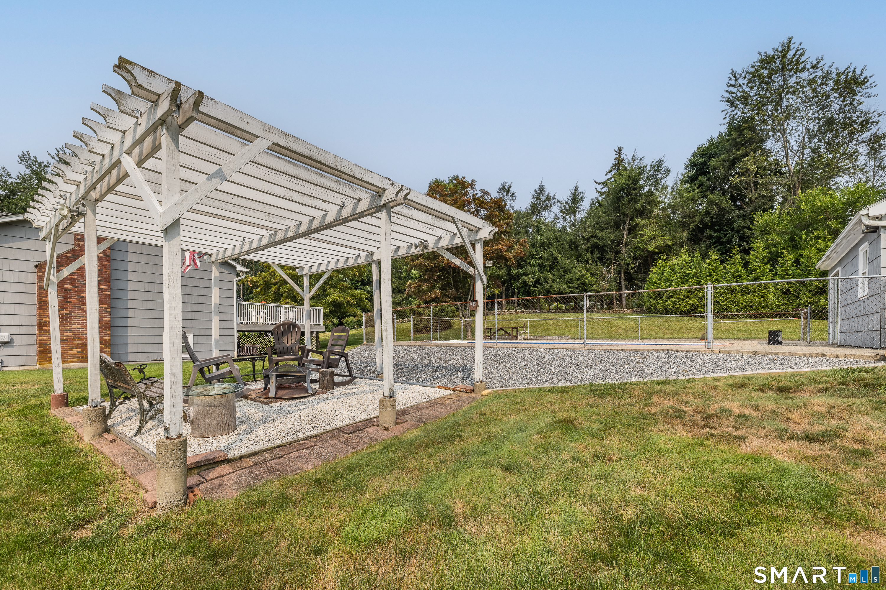 18 Buckingham Road Seymour CT 06483