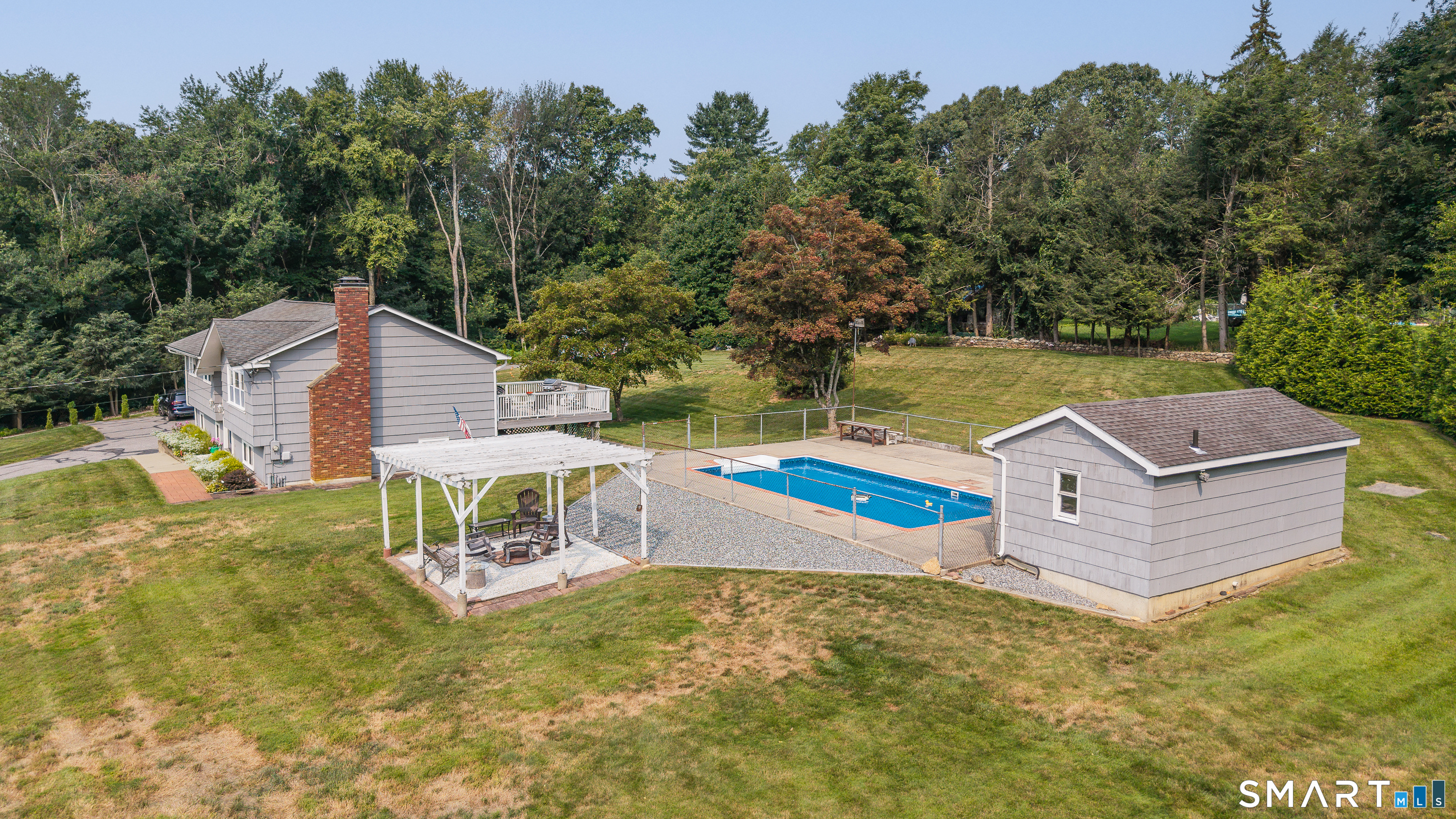 18 Buckingham Road Seymour CT 06483