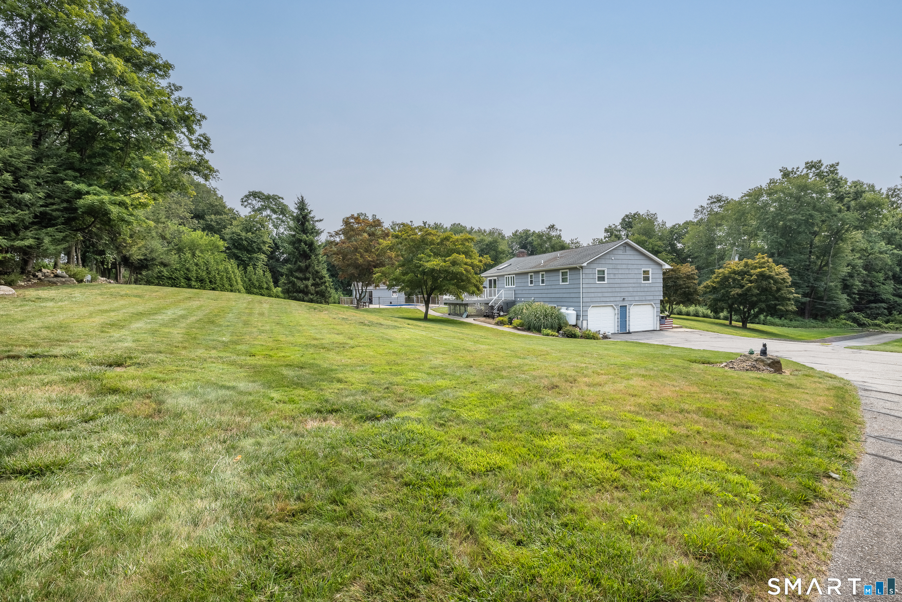 18 Buckingham Road Seymour CT 06483