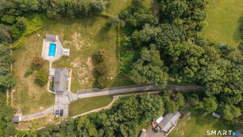 18 Buckingham Road Seymour CT 06483