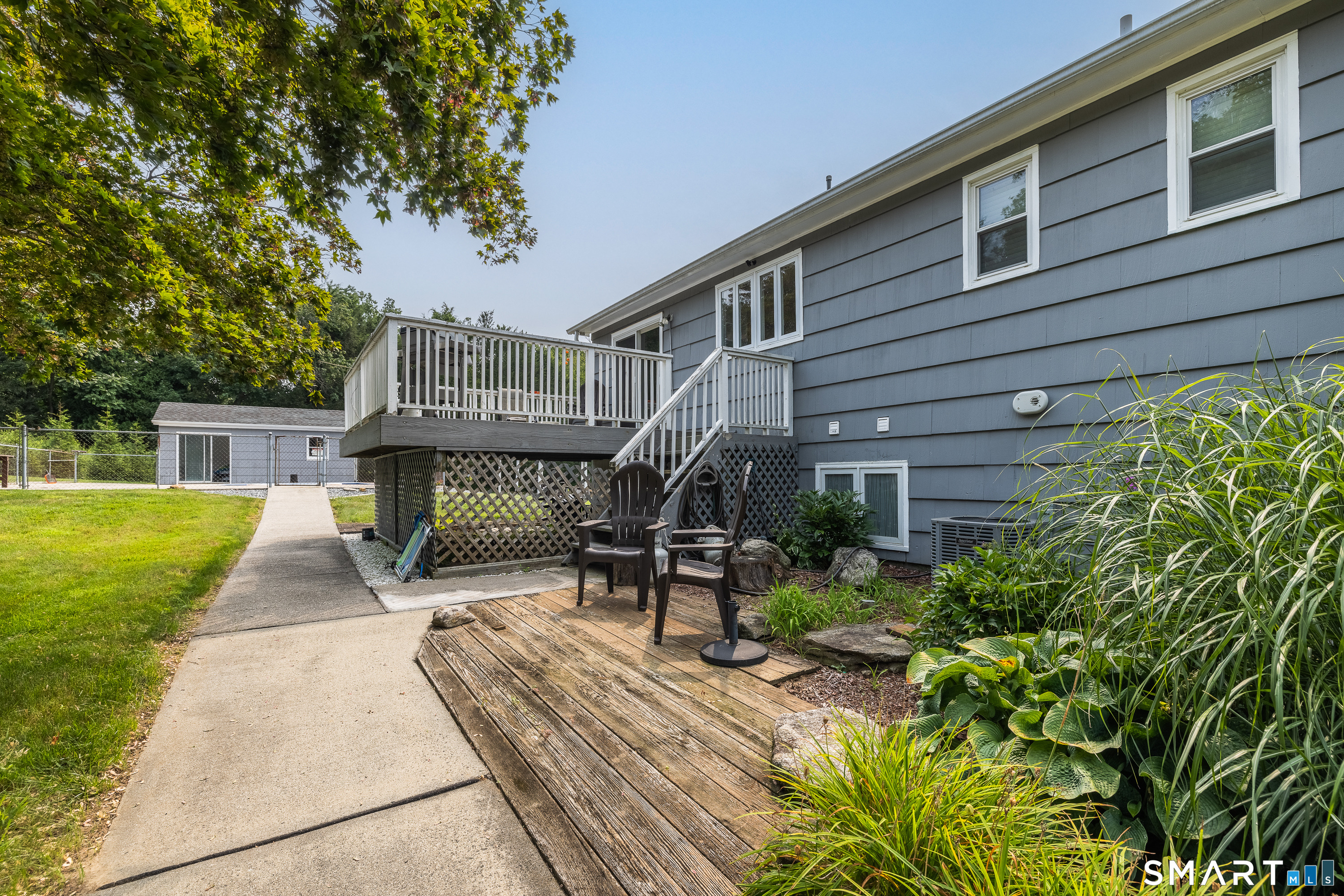 18 Buckingham Road Seymour CT 06483