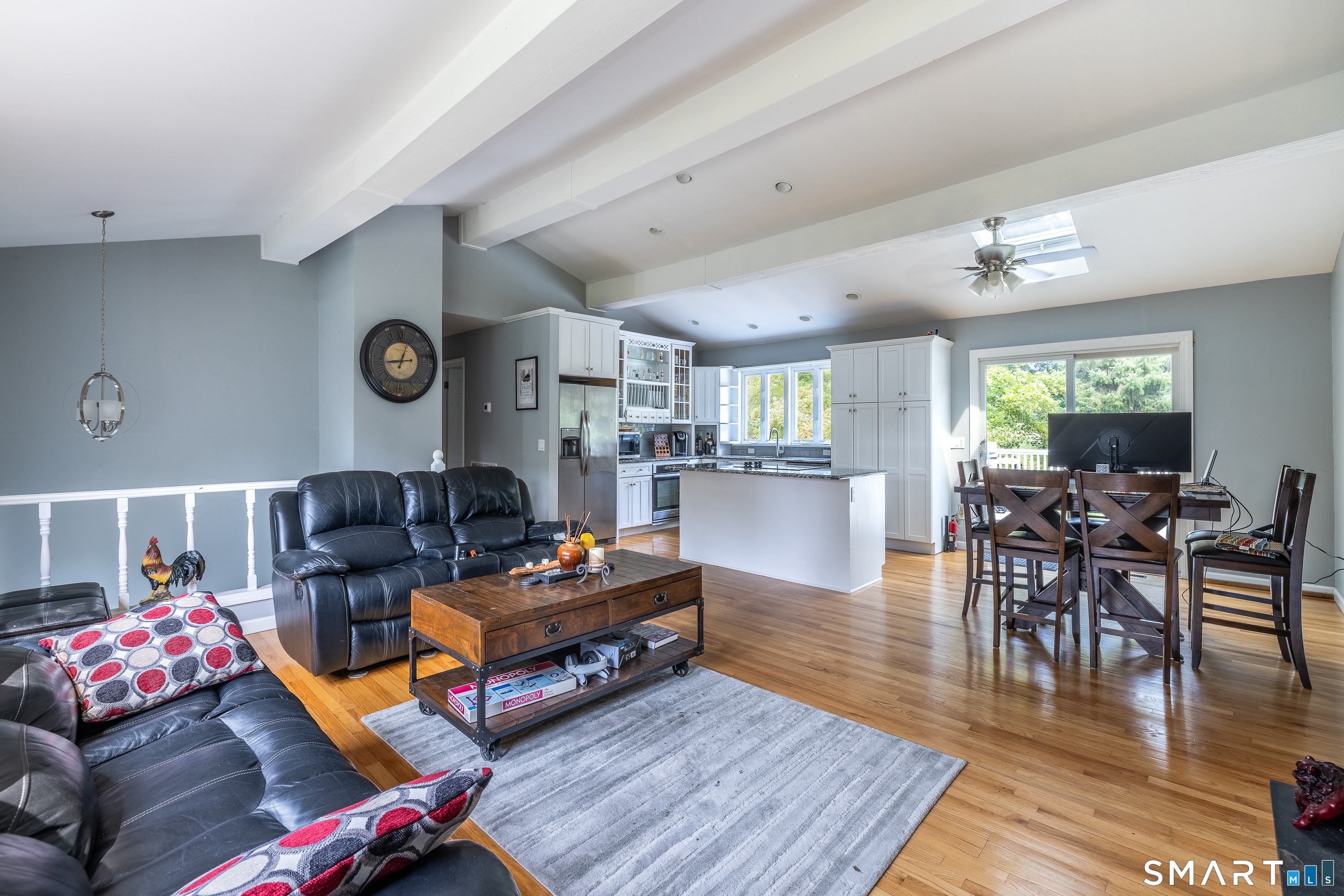 18 Buckingham Road Seymour CT 06483