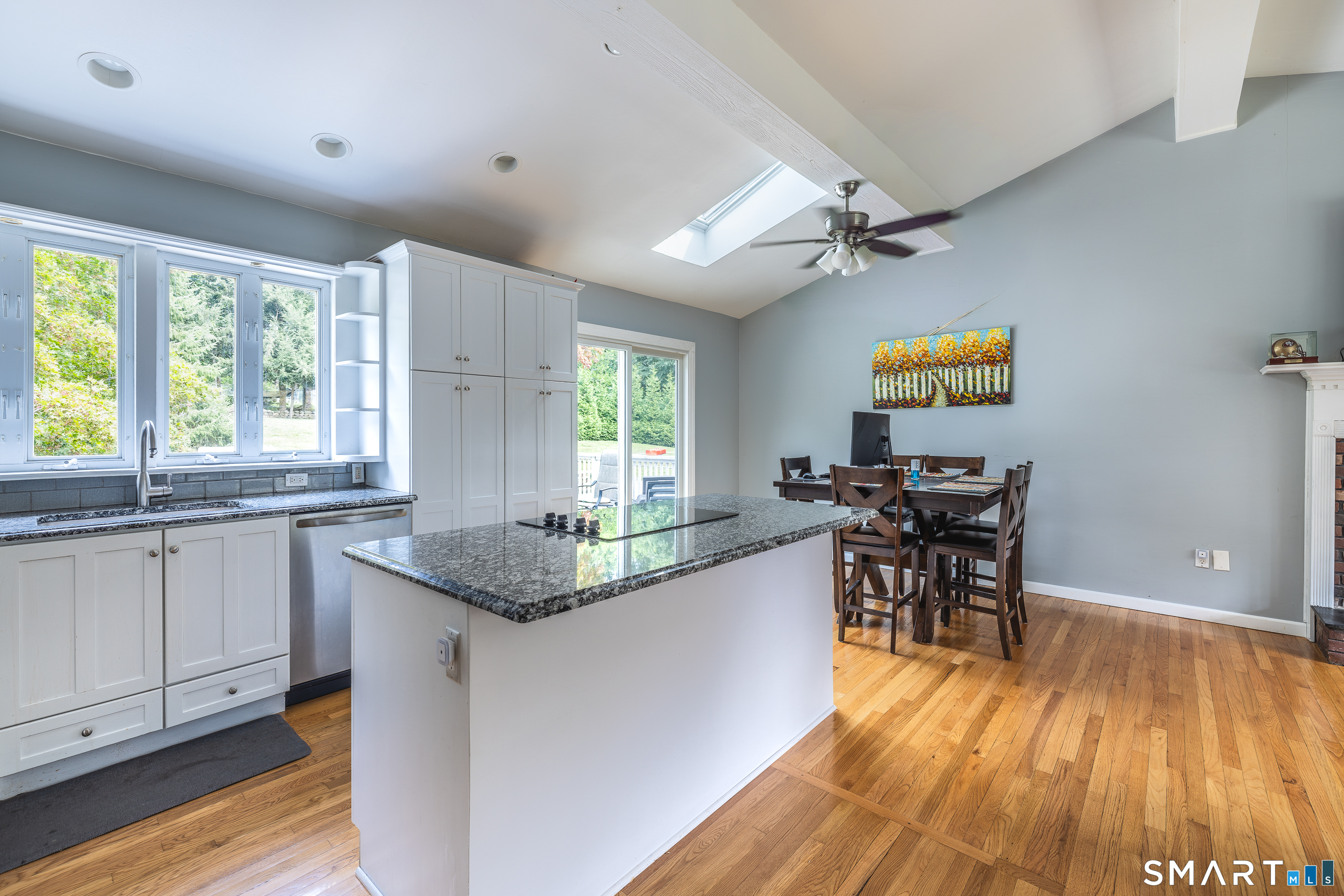 18 Buckingham Road Seymour CT 06483