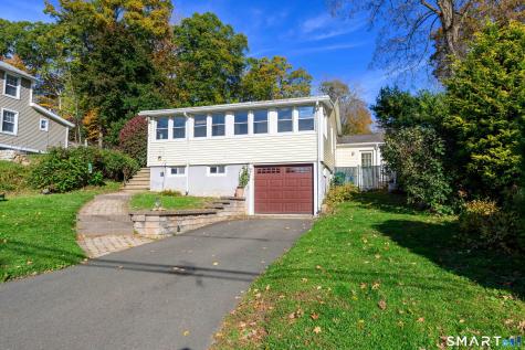 7 Edge Hill Road Guilford CT 06437