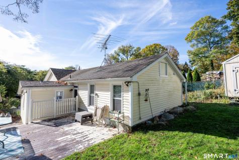 7 Edge Hill Road Guilford CT 06437