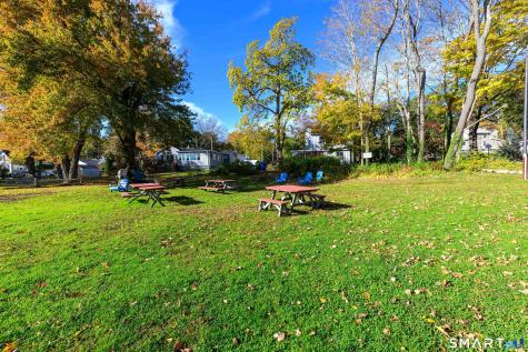 7 Edge Hill Road Guilford CT 06437