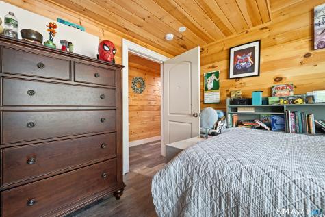 64 Kickapoo Road Middlefield CT 06455