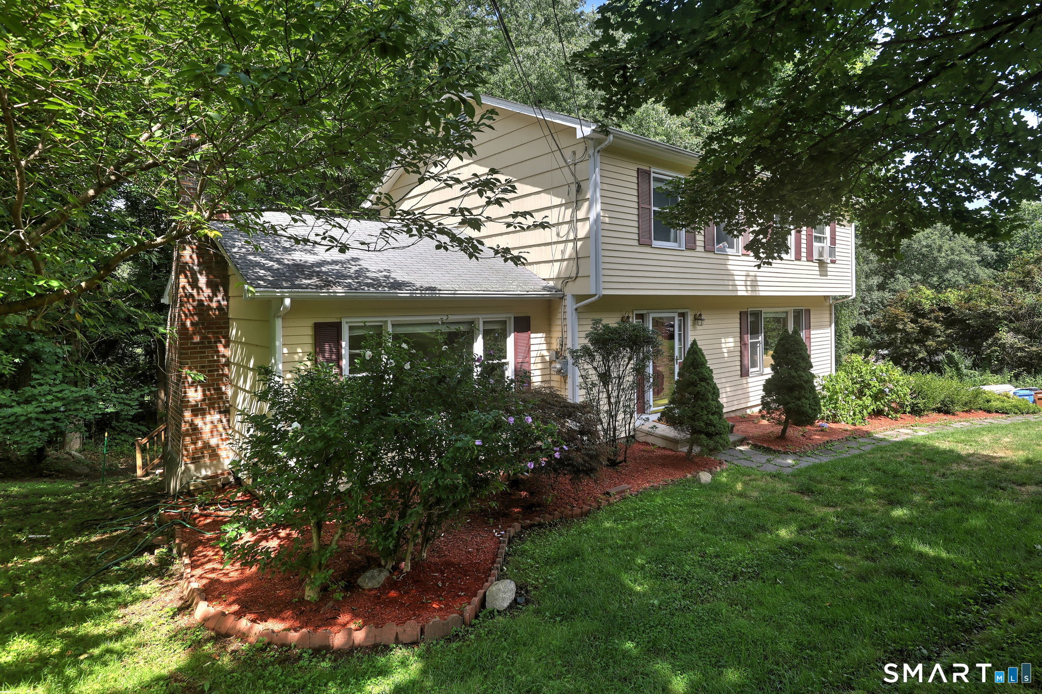 23 Rodia Ridge Road Shelton CT 06484