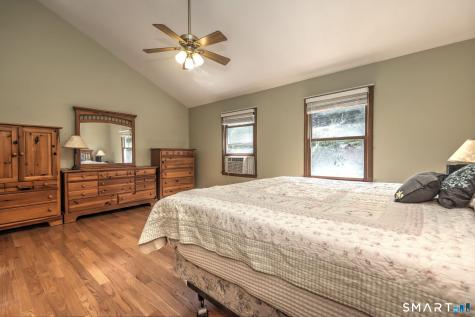 23 Rodia Ridge Road Shelton CT 06484