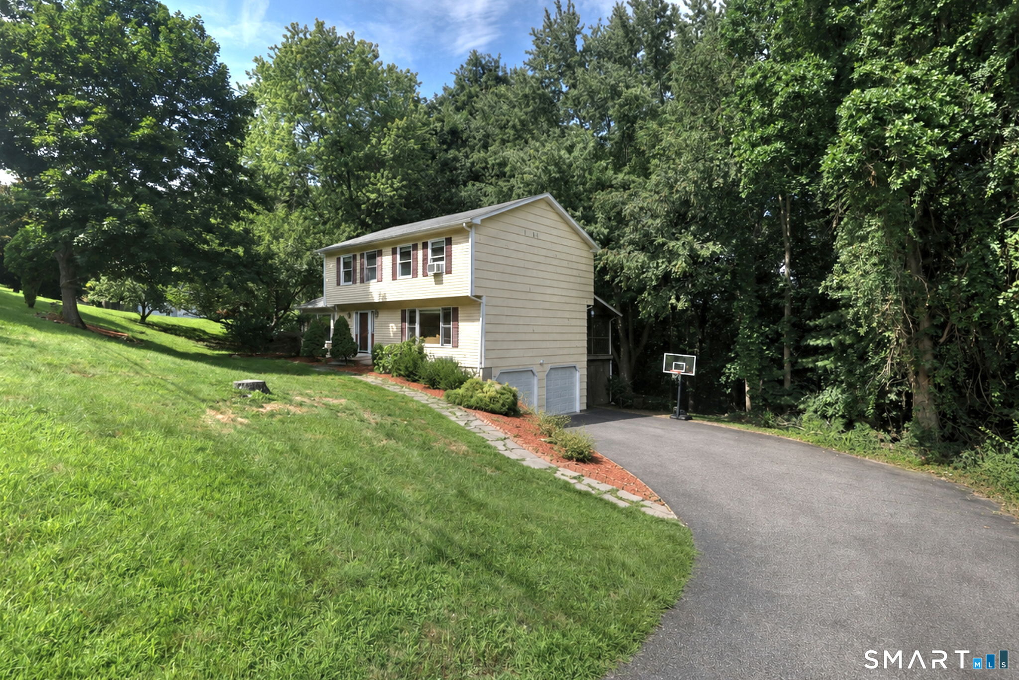 23 Rodia Ridge Road Shelton CT 06484