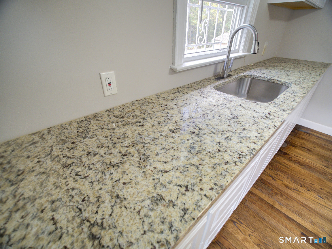 212 Dorrance Street Hamden CT 06518