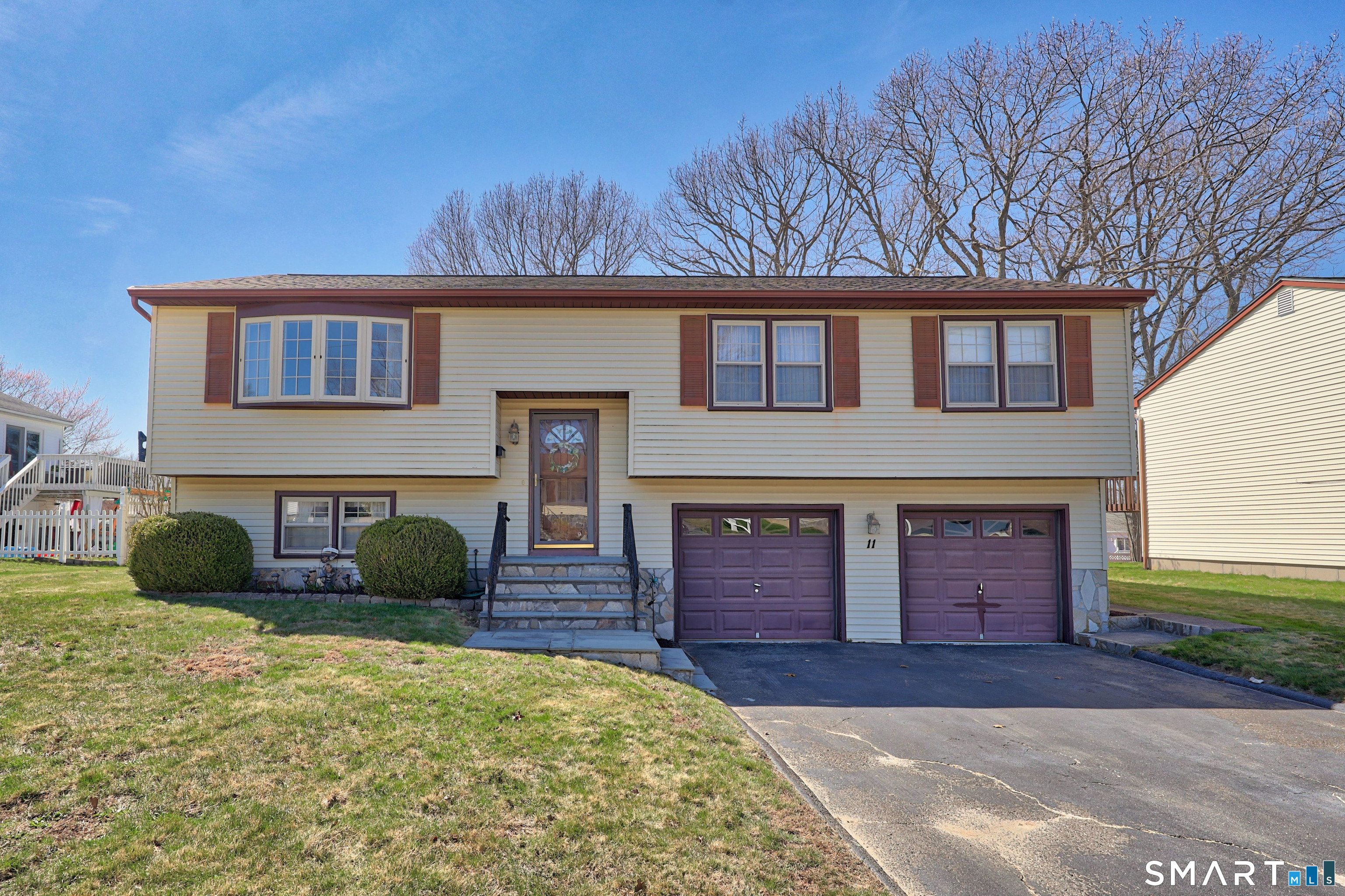 11 Woodmere Road Waterbury CT 06705