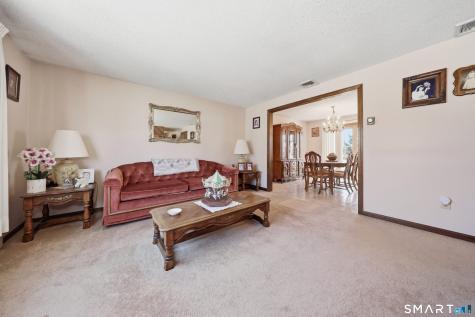 11 Woodmere Road Waterbury CT 06705