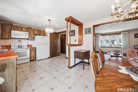 11 Woodmere Road Waterbury CT 06705