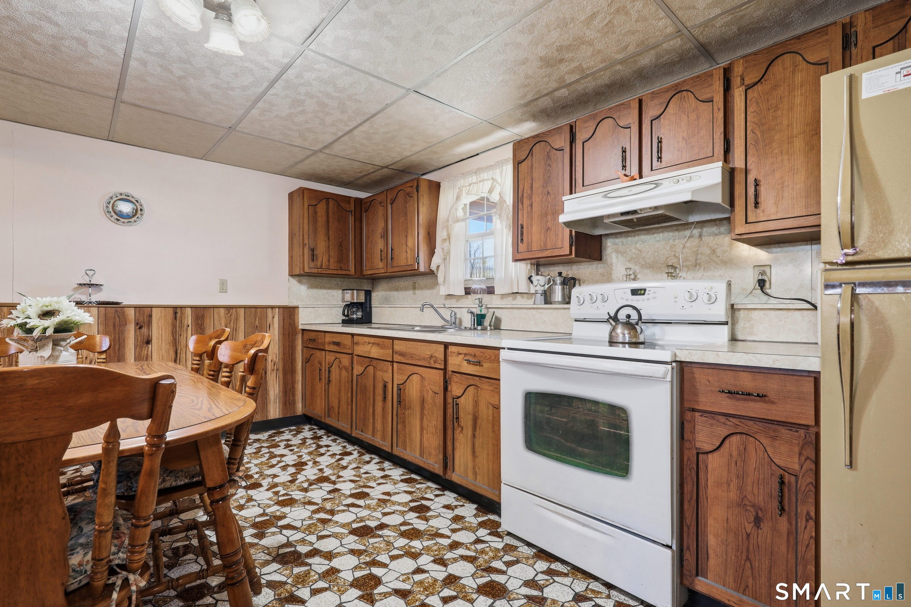 11 Woodmere Road Waterbury CT 06705