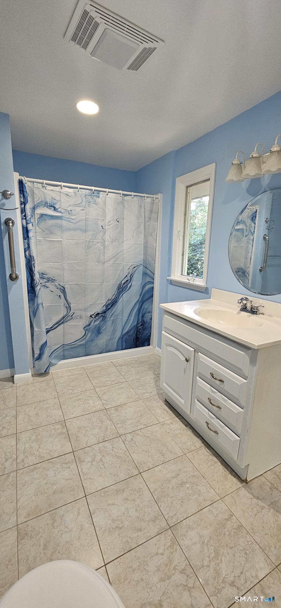 162 Short Beach Road East Haven CT 06512