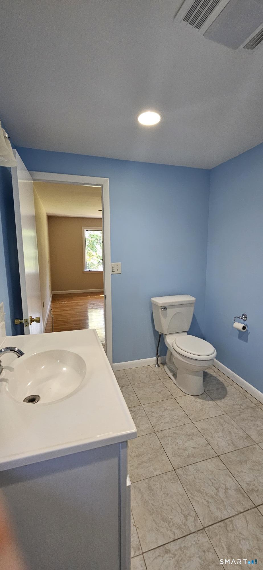 162 Short Beach Road East Haven CT 06512