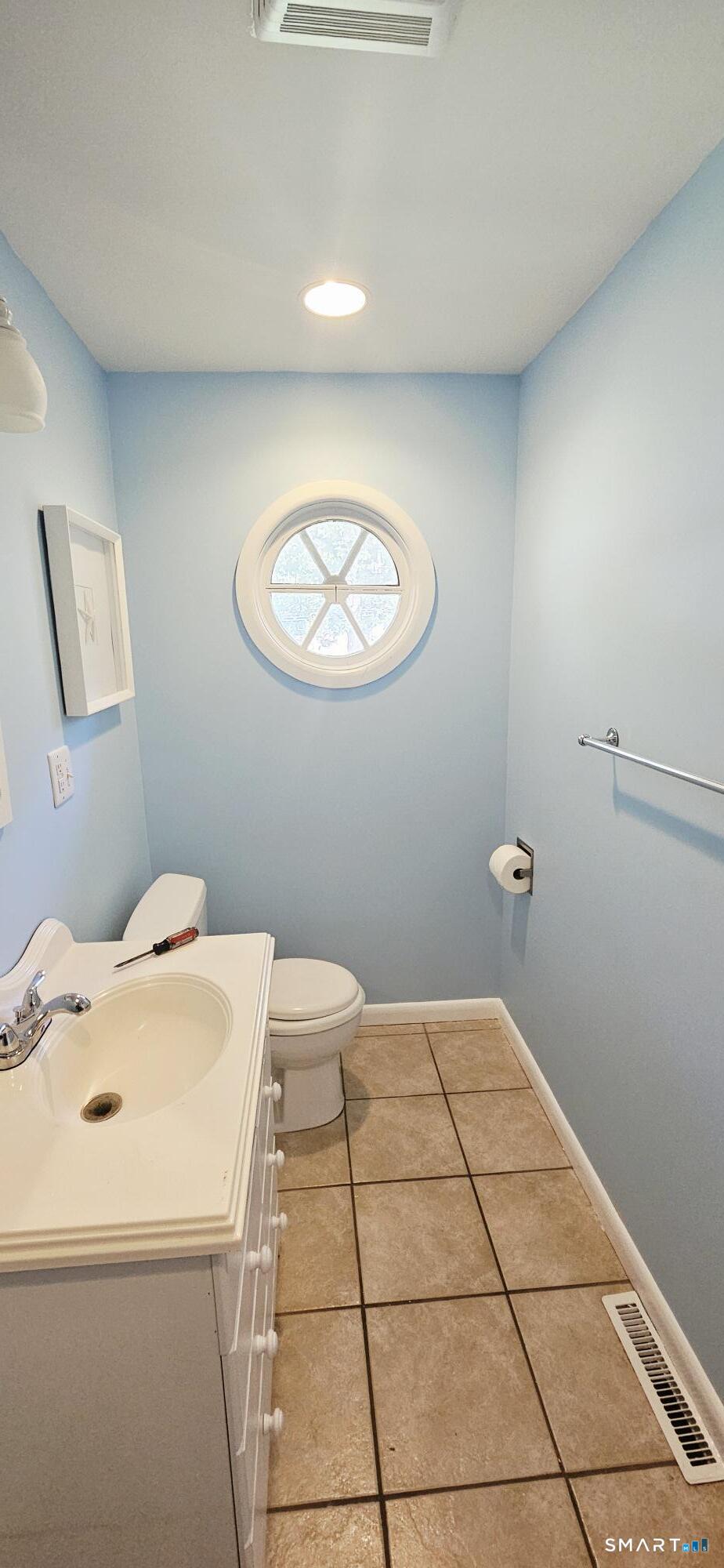 162 Short Beach Road East Haven CT 06512