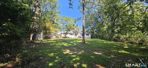 162 Short Beach Road East Haven CT 06512