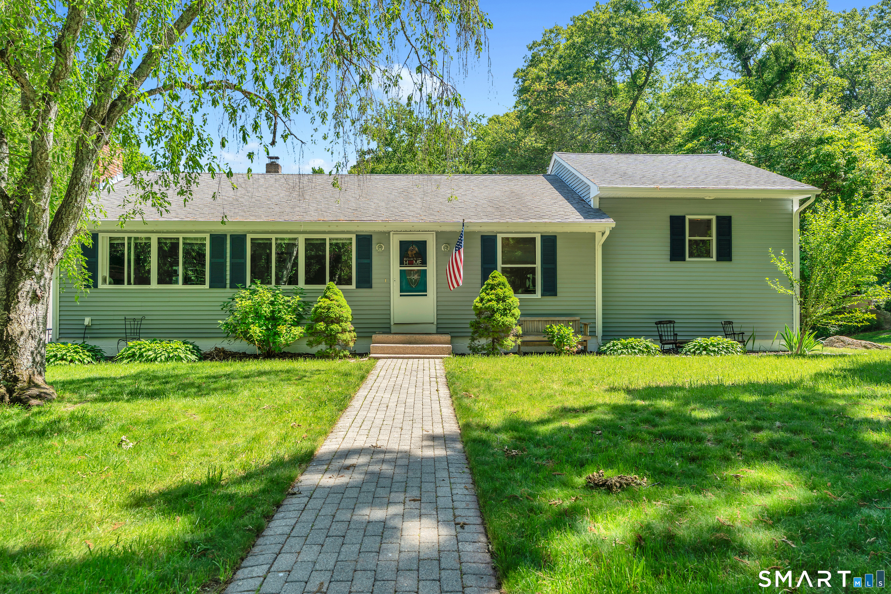 13 Foxcroft Road East Lyme CT 06357