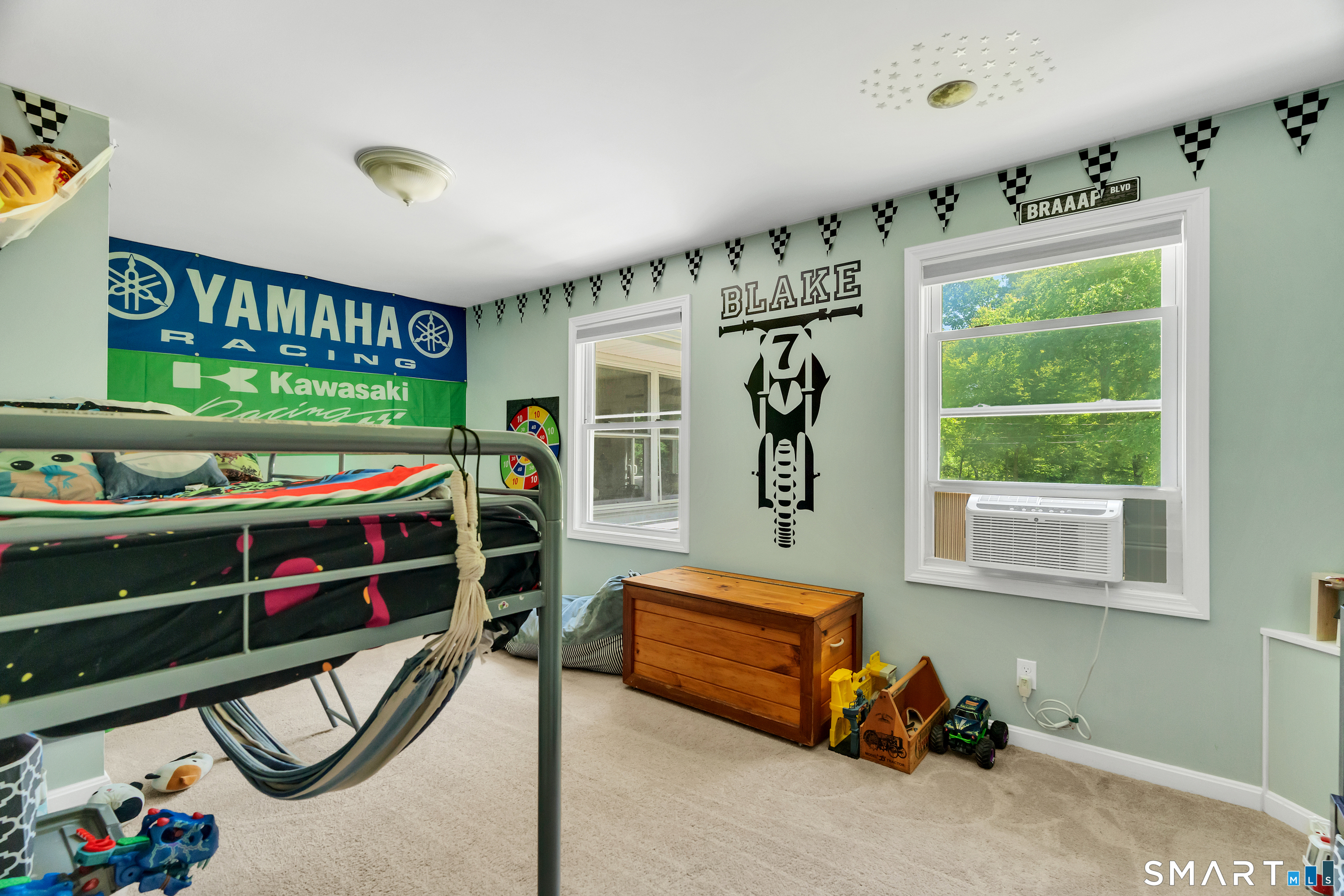 13 Foxcroft Road East Lyme CT 06357