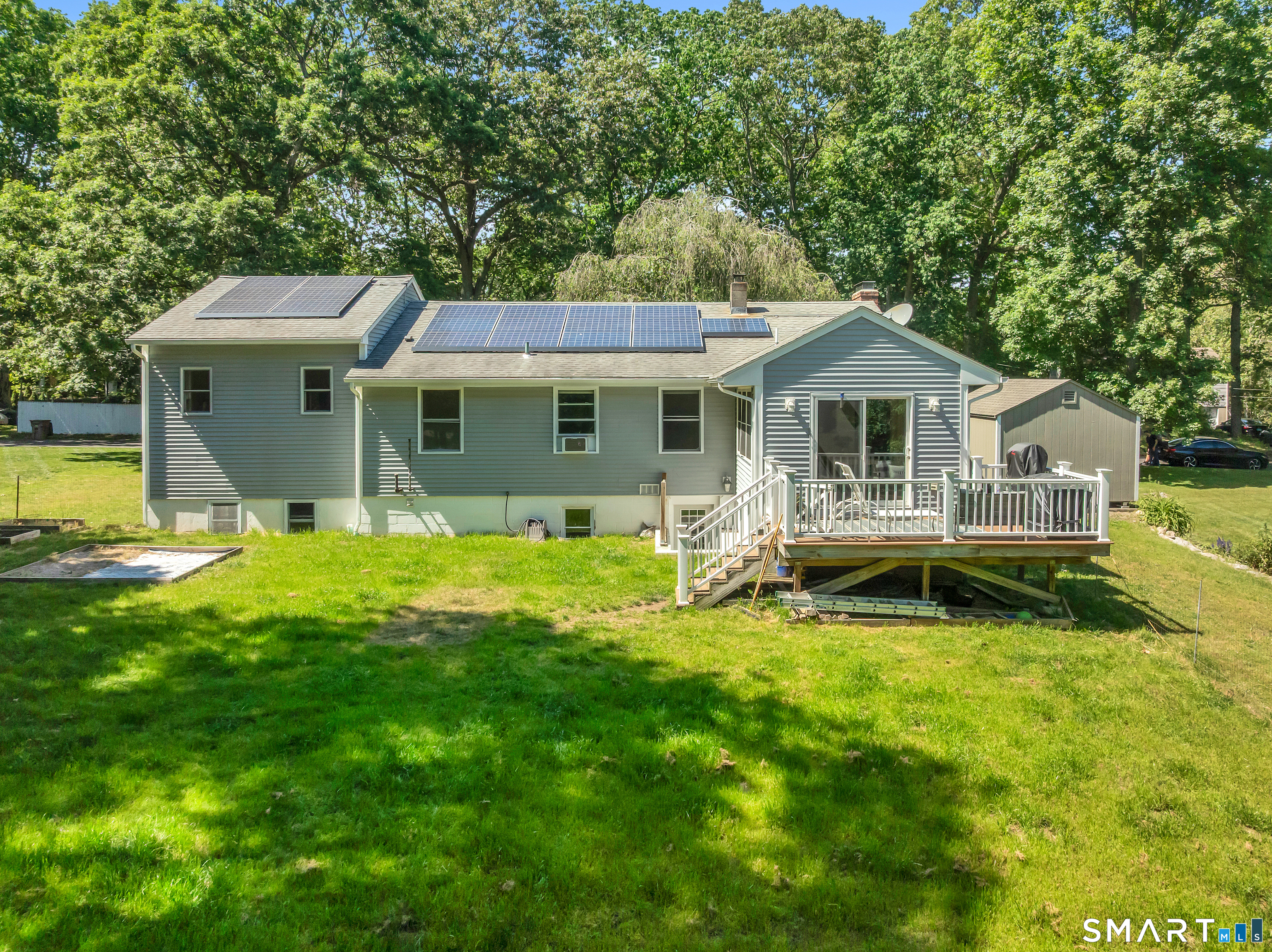 13 Foxcroft Road East Lyme CT 06357