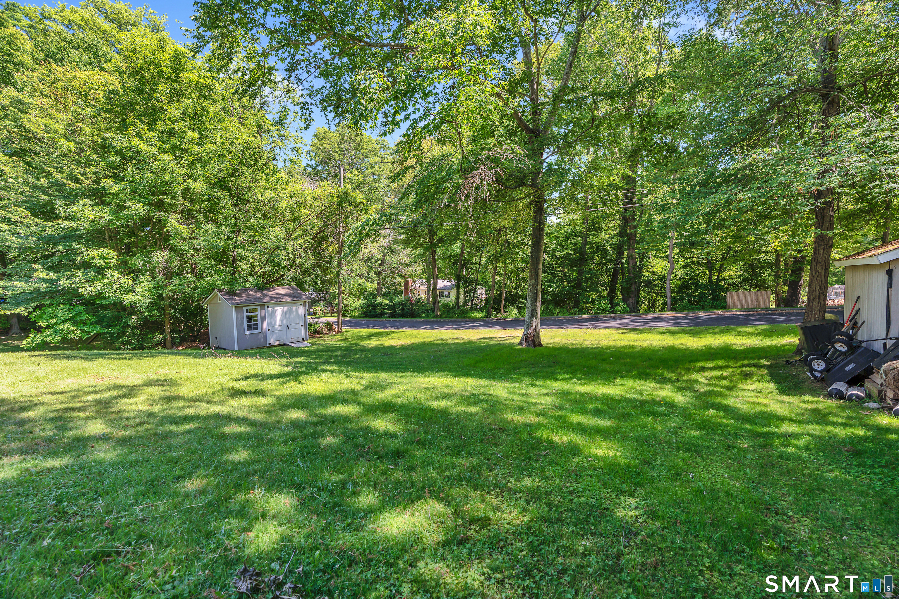 13 Foxcroft Road East Lyme CT 06357