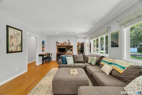 13 Foxcroft Road East Lyme CT 06357