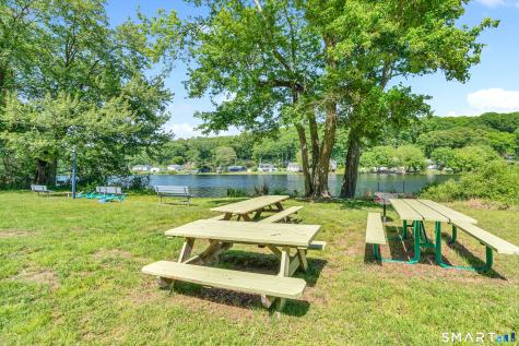 13 Foxcroft Road East Lyme CT 06357