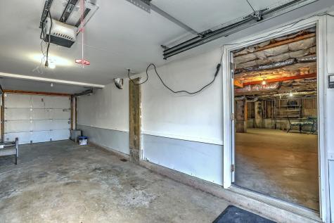 16 Catherine Street East Haven CT 06512