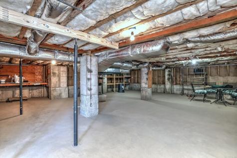 16 Catherine Street East Haven CT 06512