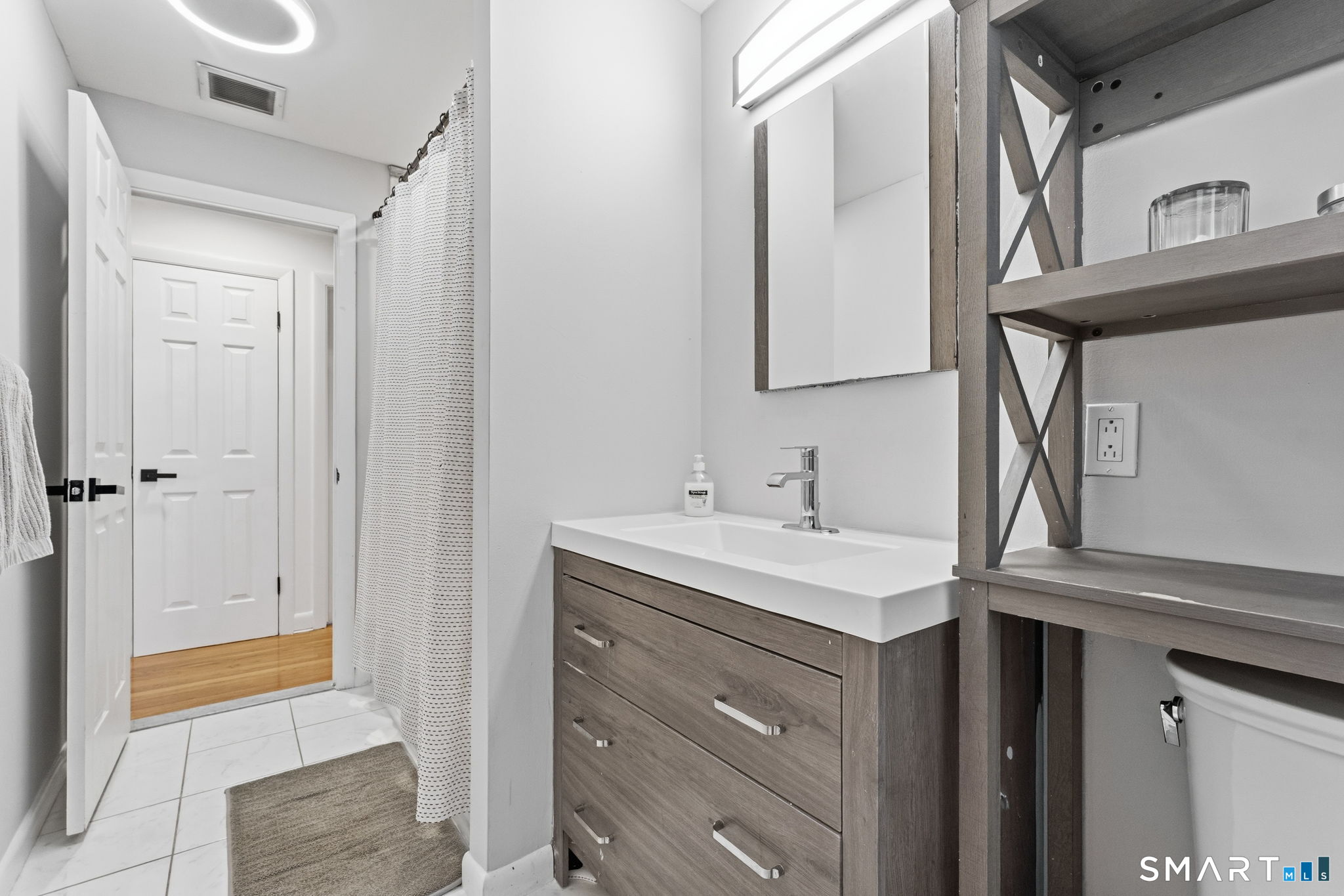 16 Ridge Crest Circle Wethersfield CT 06109