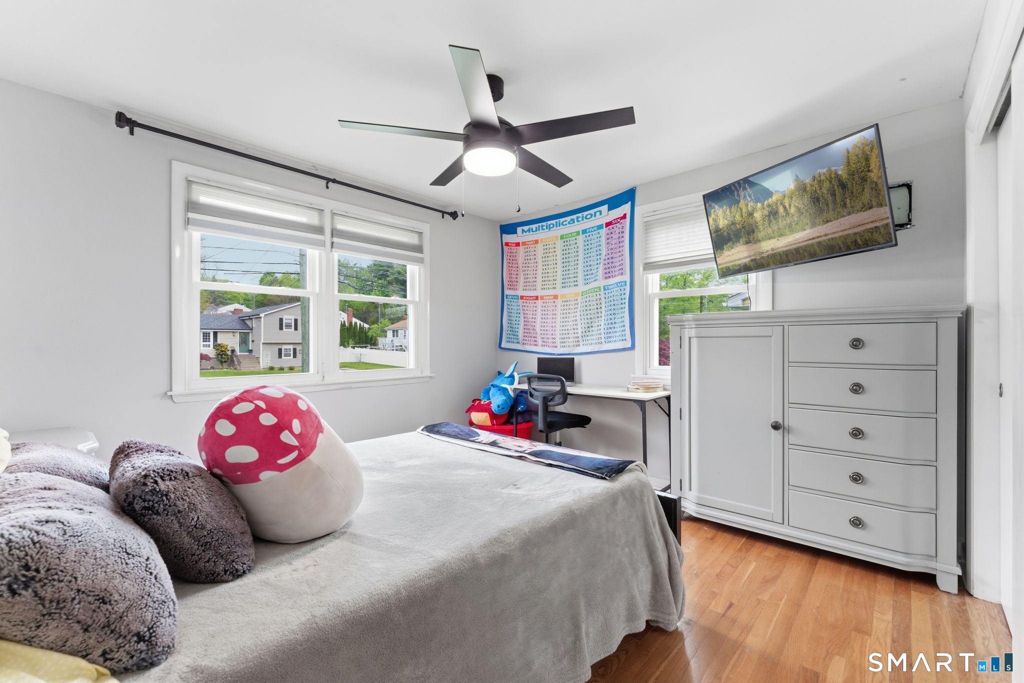 16 Ridge Crest Circle Wethersfield CT 06109