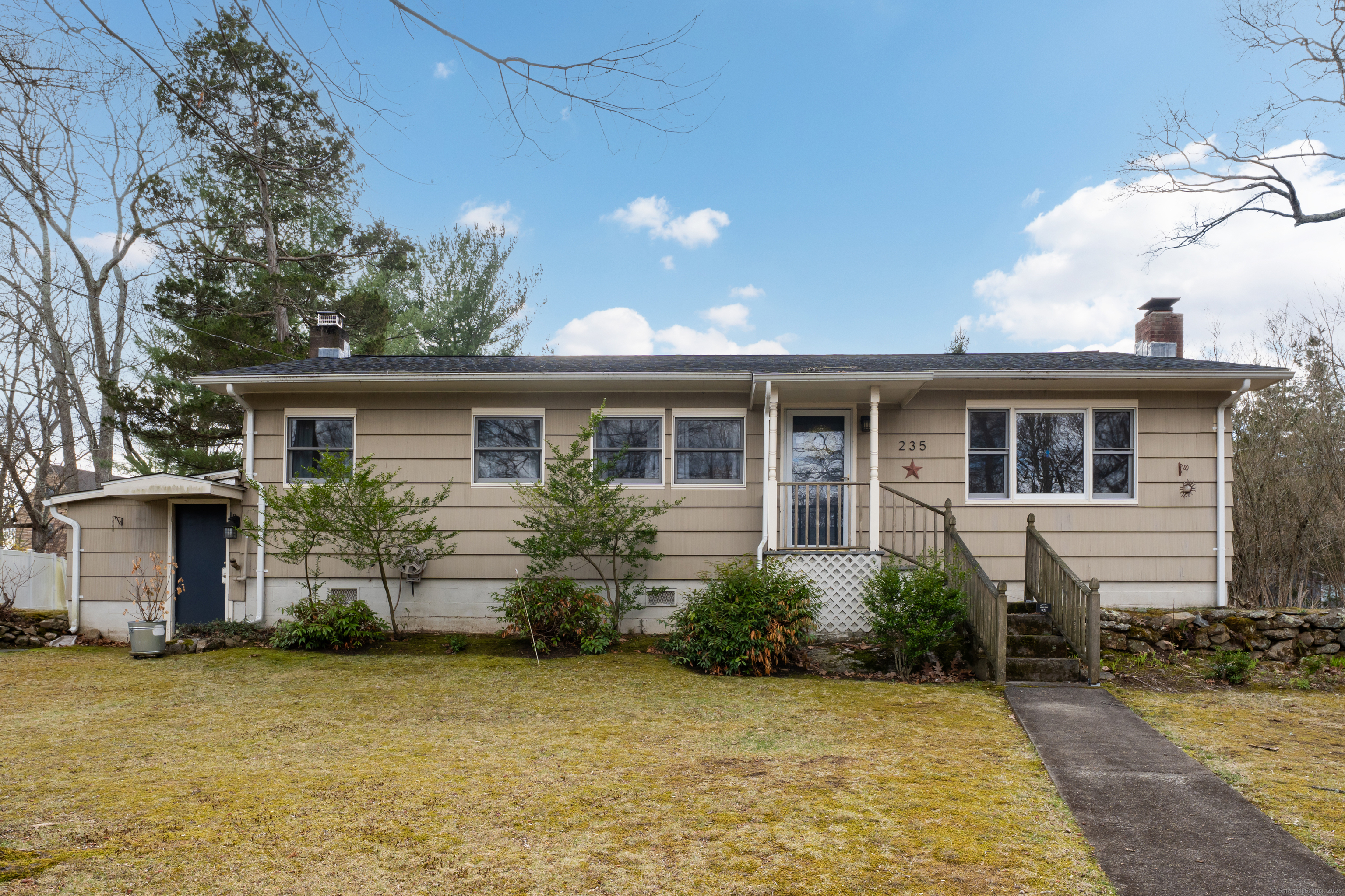 235 Woodland Road Guilford CT 06437