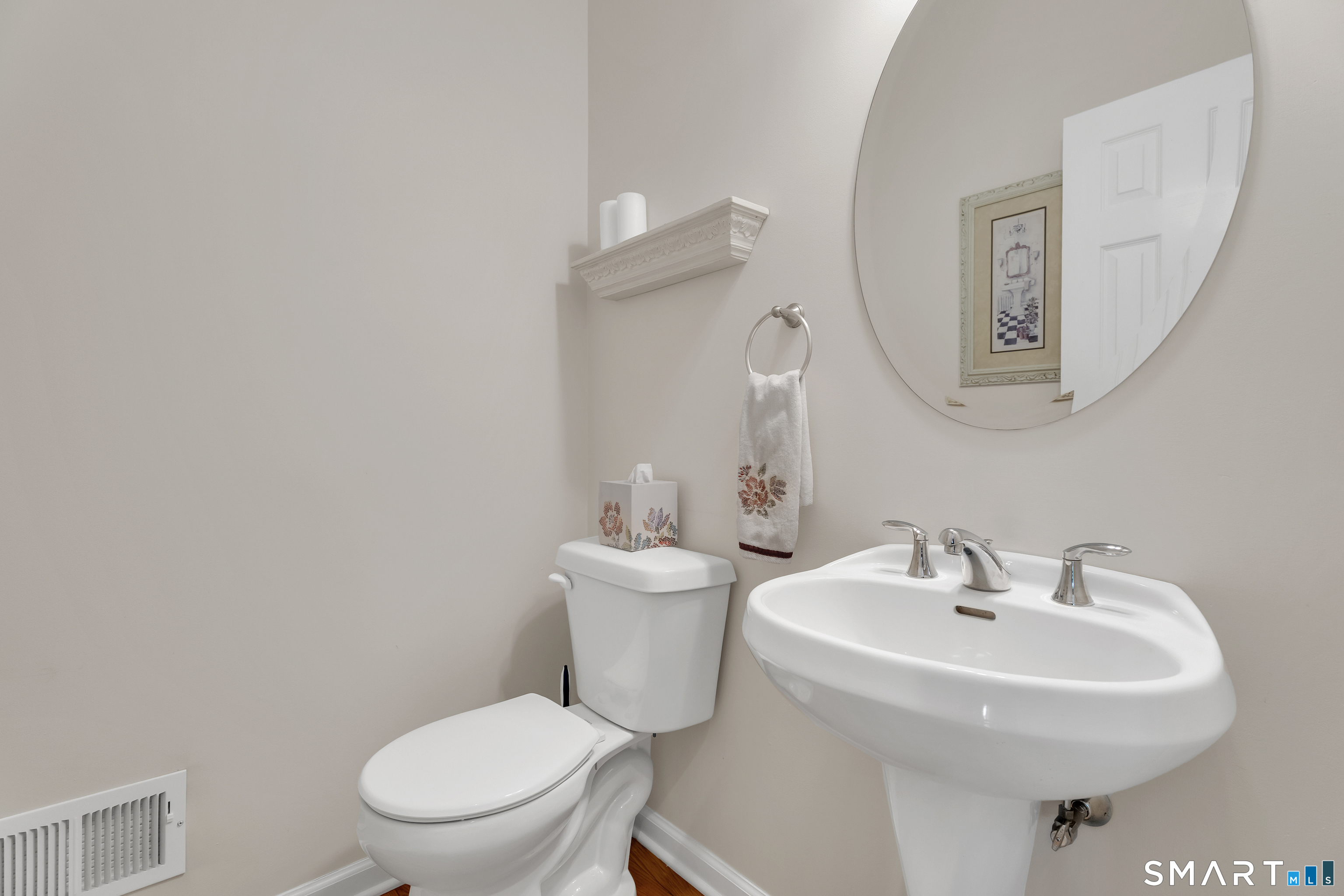 261 Twin Lakes Road North Branford CT 06471