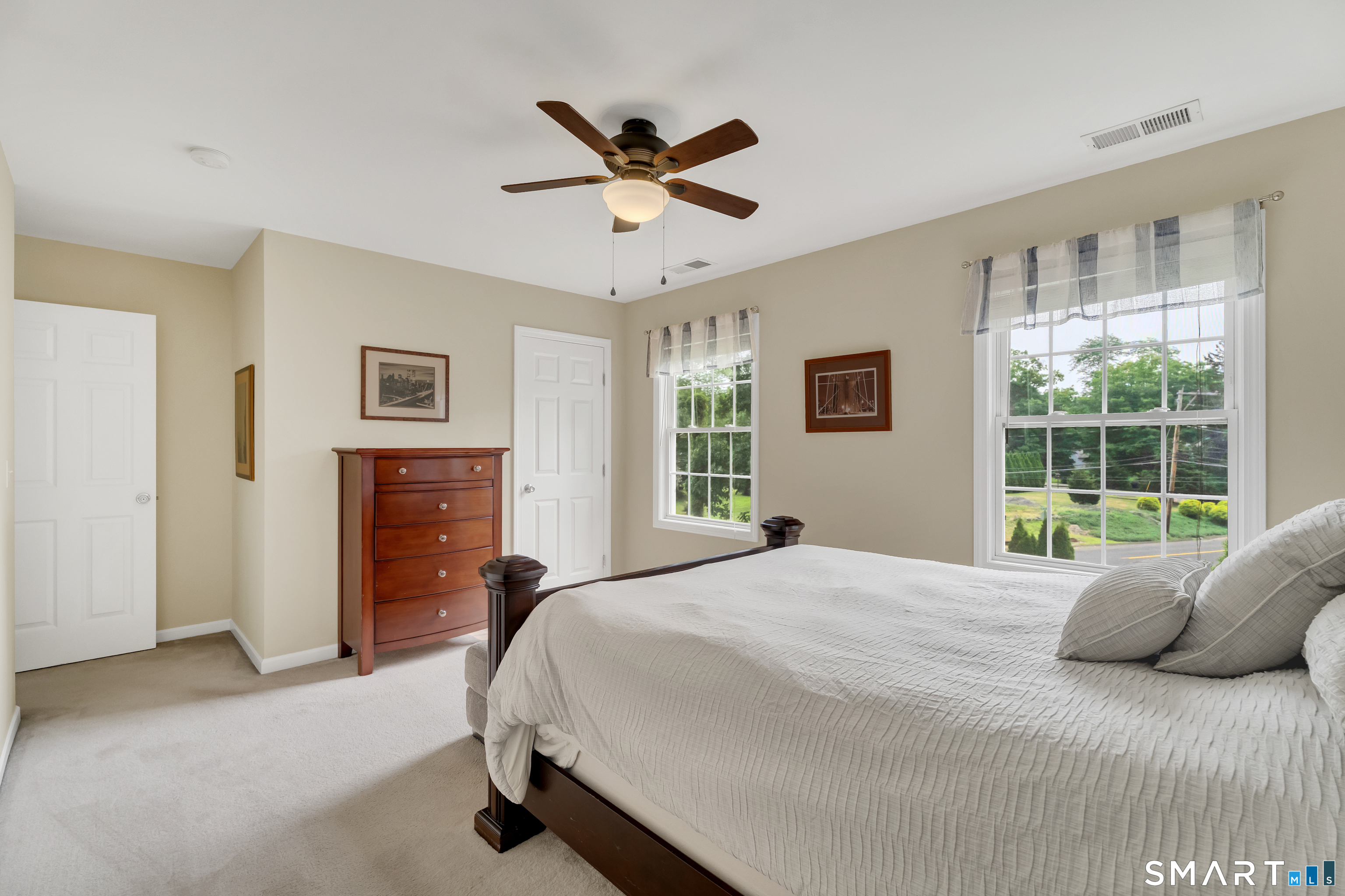 261 Twin Lakes Road North Branford CT 06471