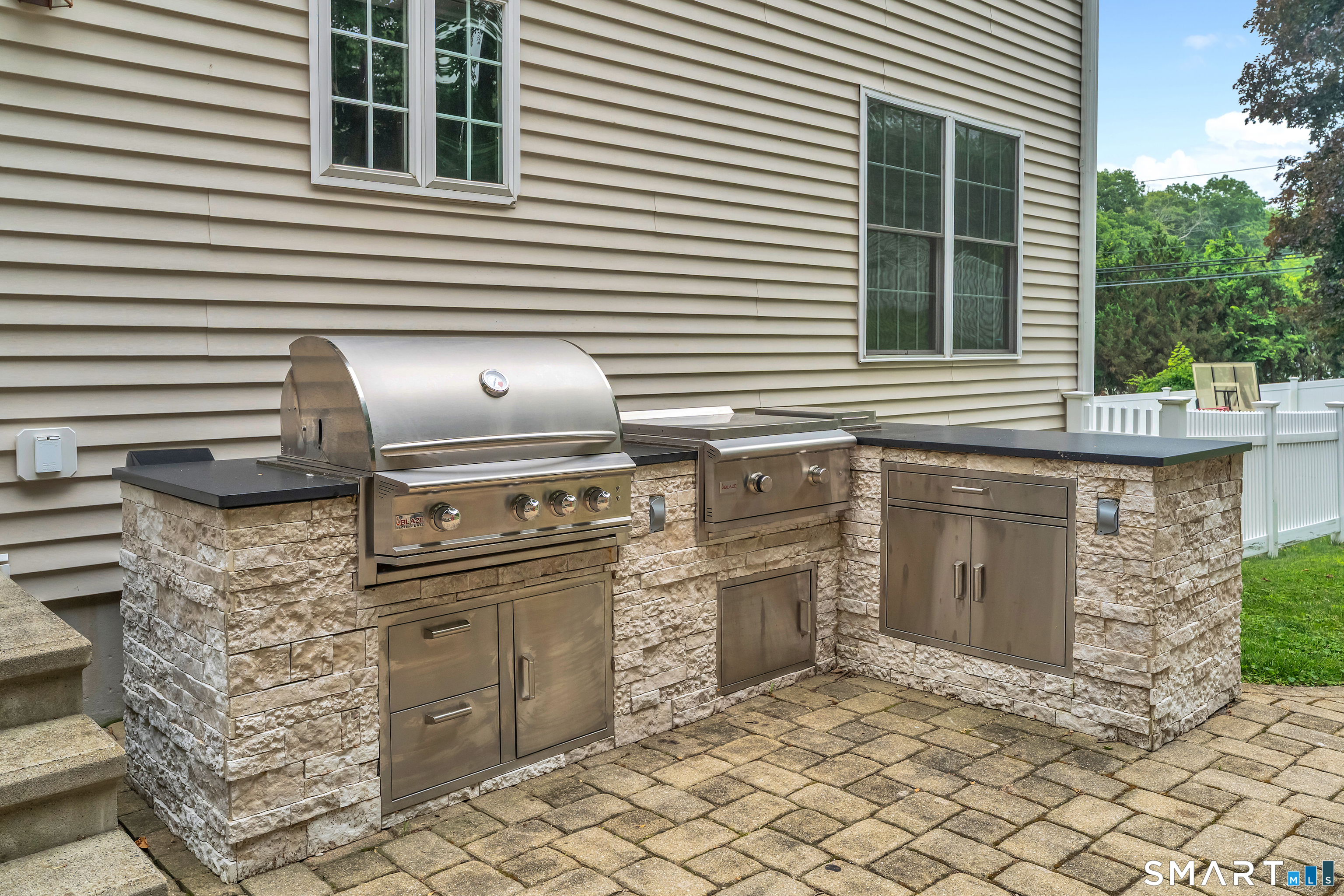 261 Twin Lakes Road North Branford CT 06471
