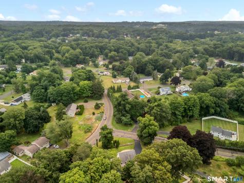 261 Twin Lakes Road North Branford CT 06471