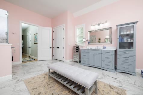 86 Alpine Drive Farmington CT 06085