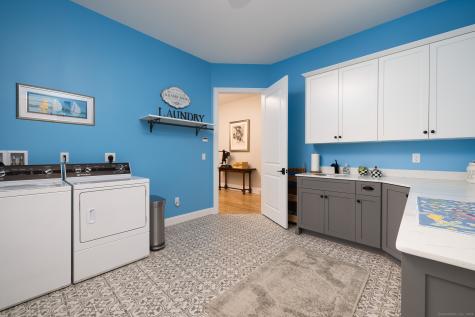 86 Alpine Drive Farmington CT 06085