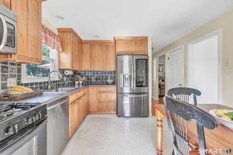 15 Evelyn Street Trumbull CT 06611