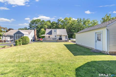 15 Evelyn Street Trumbull CT 06611