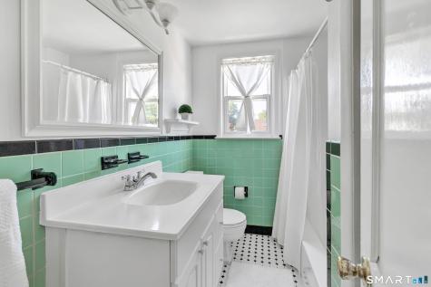 15 Evelyn Street Trumbull CT 06611