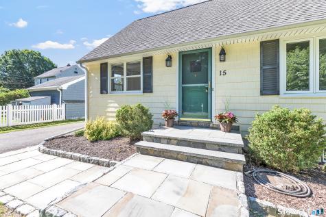 15 Evelyn Street Trumbull CT 06611