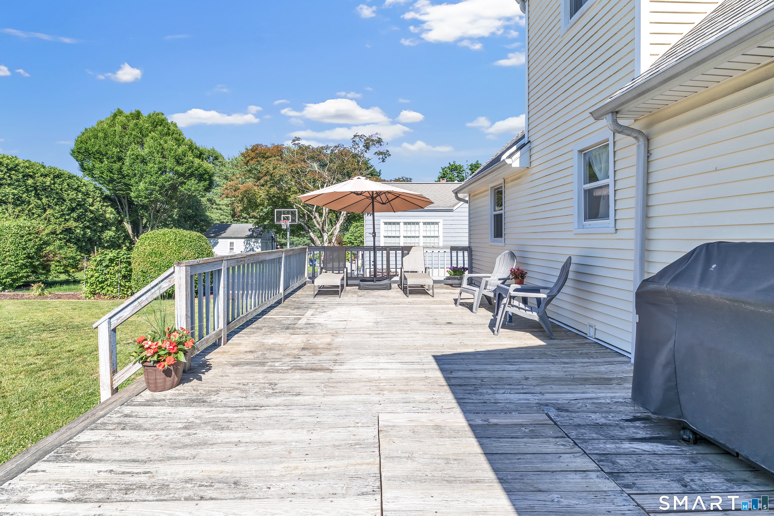 15 Evelyn Street Trumbull CT 06611